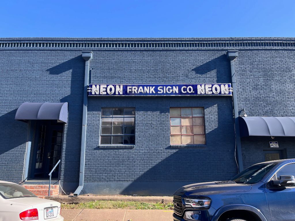 Frank Neon Sign Co Lofts